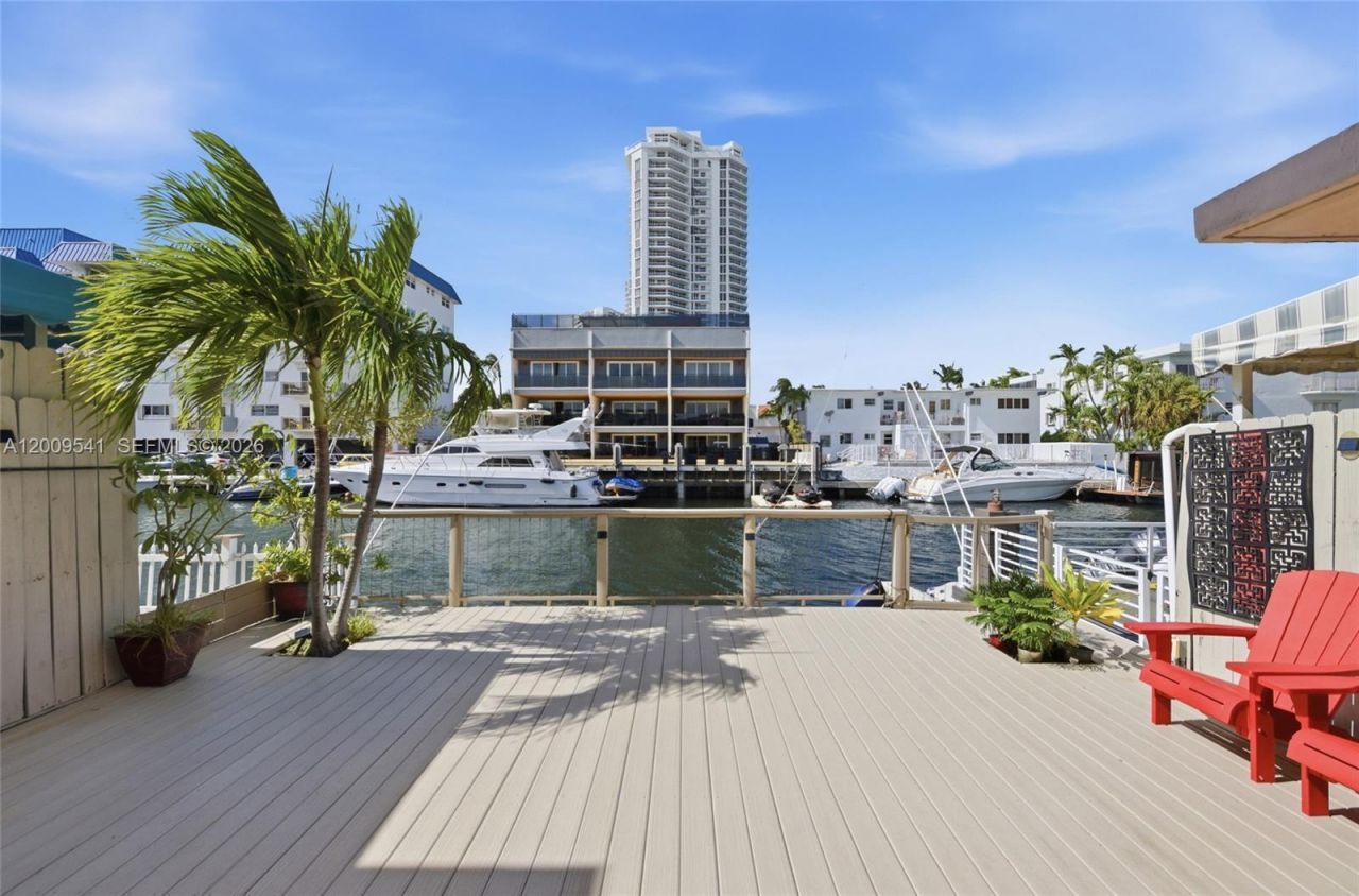 3819 170th St, Unit B-1, North Miami Beach, FL 33160 Photo