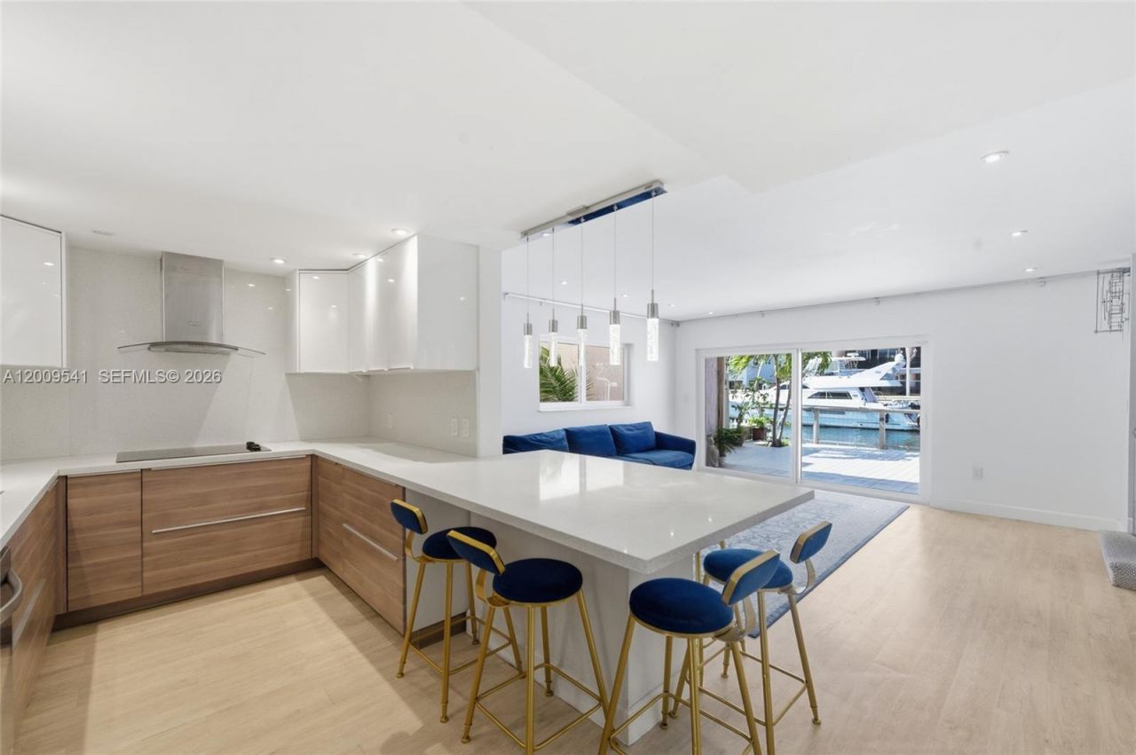 3819 170th St, Unit B-1, North Miami Beach, FL 33160 Photo