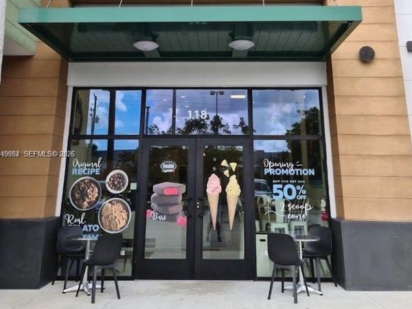 306 SW 145 Avenue , Pembroke Pines, FL 33027