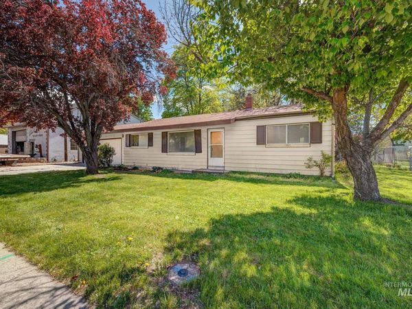 847 W Pine, Meridian, ID 83642