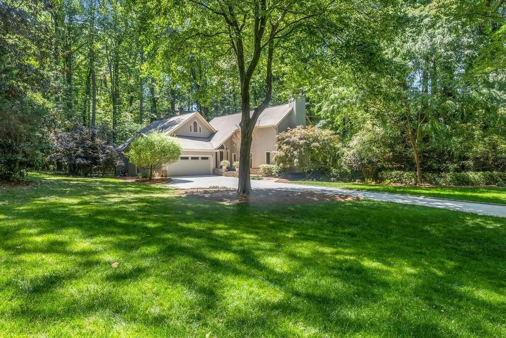 1061 Winding Branch Circle, Dunwoody, GA 30338 Main Photo