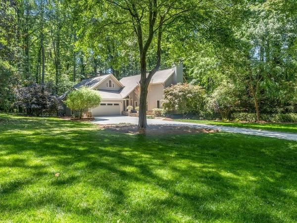 1061 Winding Branch Circle, Dunwoody, GA 30338