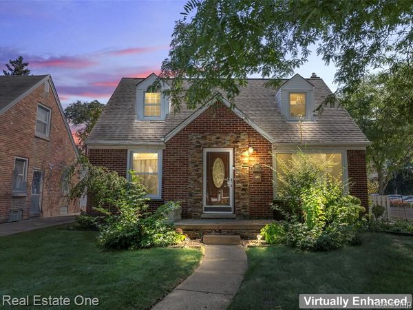 1300 Nightingale Street , Dearborn, MI 48128