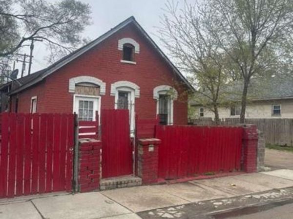 6230 Horatio Street , Detroit, MI 48210