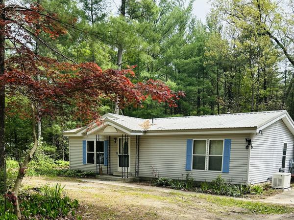 5842 Beech Street, Twin Lake, MI 49457