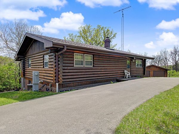 18 Sundance Trail, GALENA, IL 61036