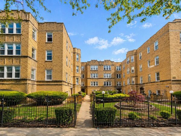 6312 N Richmond Street, Unit 2B, Chicago, IL 60659