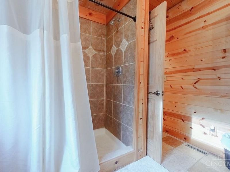 706 Debord Road, Franklin Twp, OH 45601 Photo 29