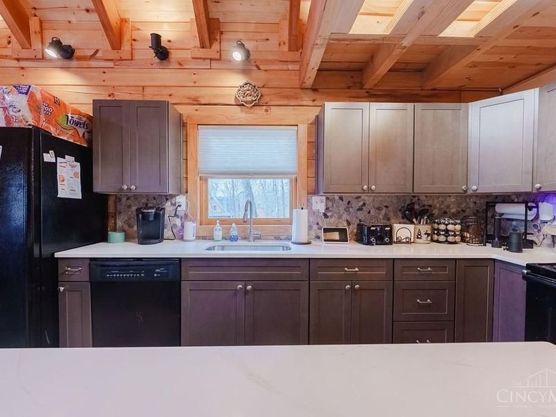 706 Debord Road, Franklin Twp, OH 45601 Photo 38