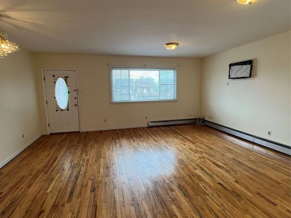 196-15 Hillside Avenue , Unit 2, Hollis, NY 11423