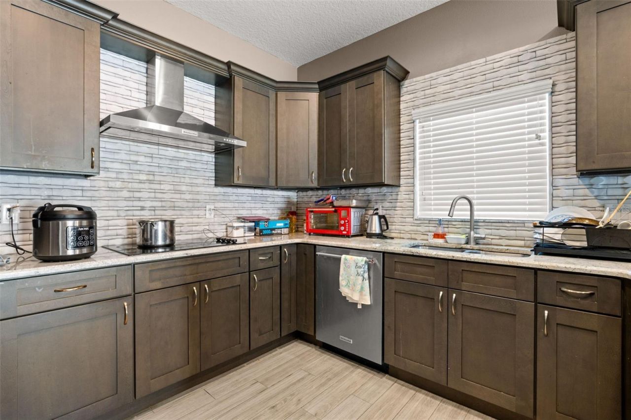 7200 62nd Way N, Pinellas Park, FL 33781 Photo