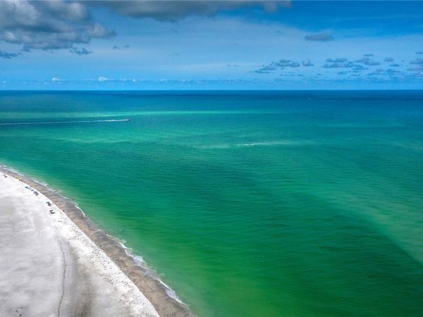 2850 GULF OF MEXICO DRIVE , Unit 5, LONGBOAT KEY, FL 34228