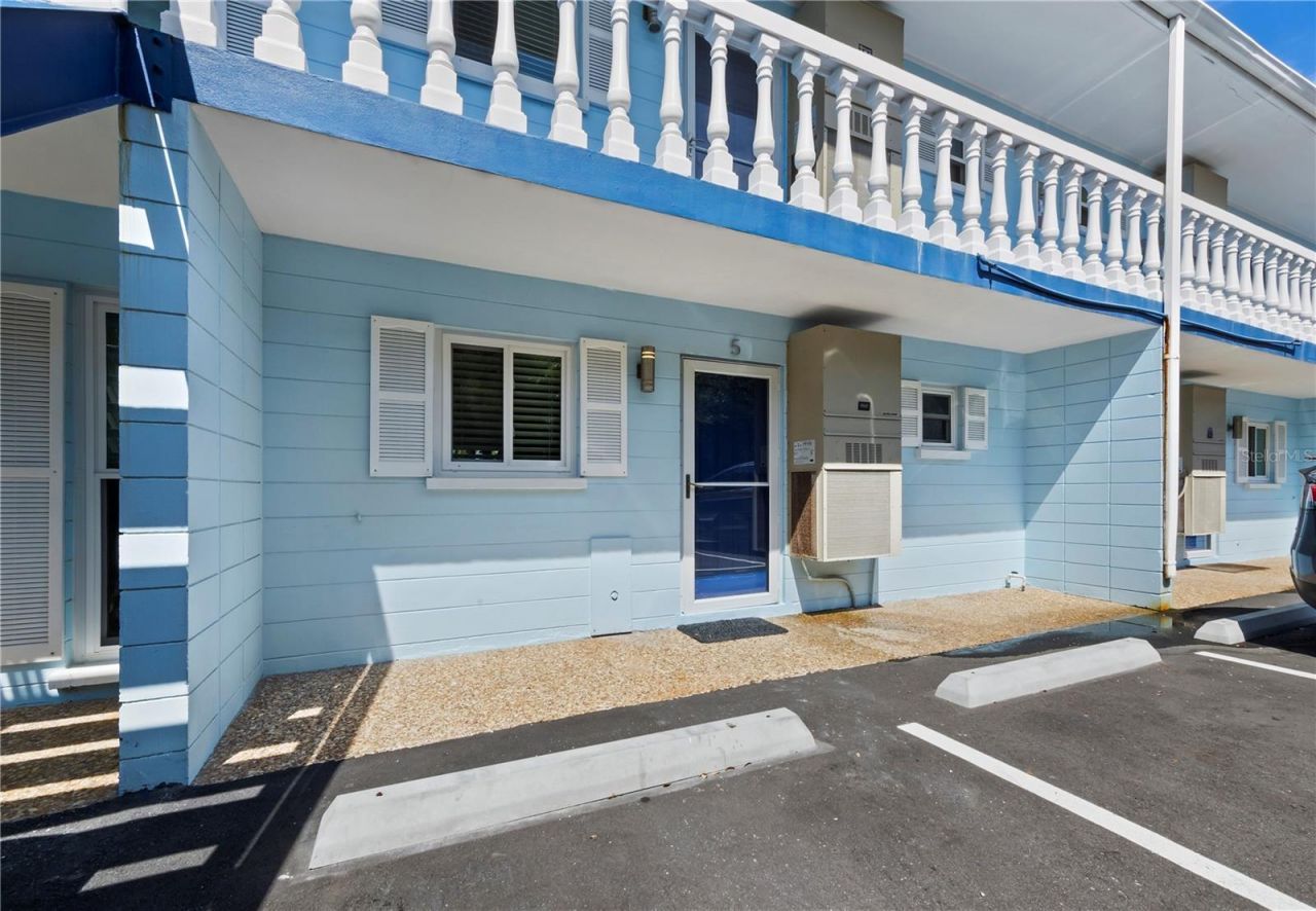2850 Gulf Of Mexico Drive , Unit 5, Longboat Key, FL 34228 Photo
