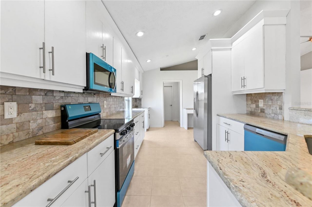 2050 SW Libra Lane, Port Saint Lucie, FL 34984 Photo