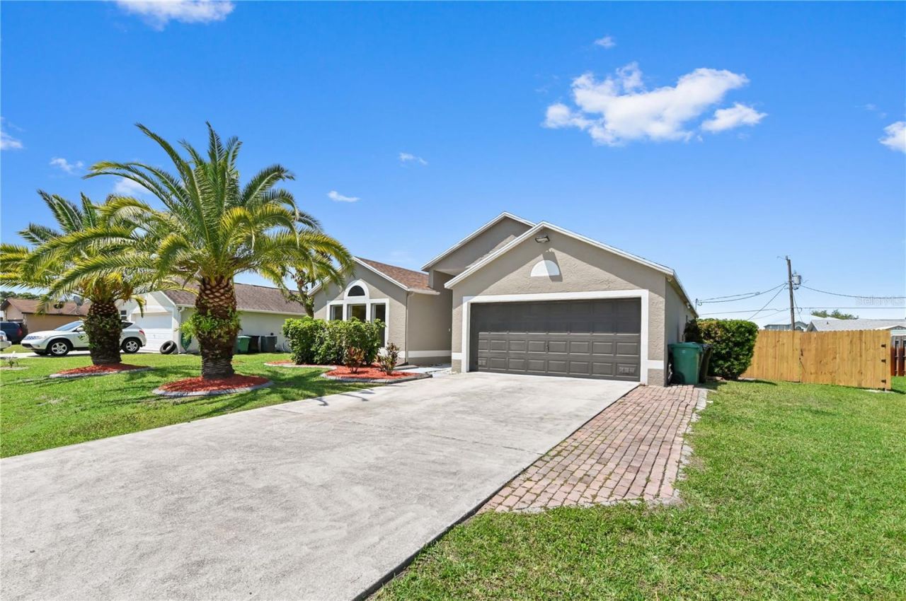 2050 SW Libra Lane, Port Saint Lucie, FL 34984 Photo