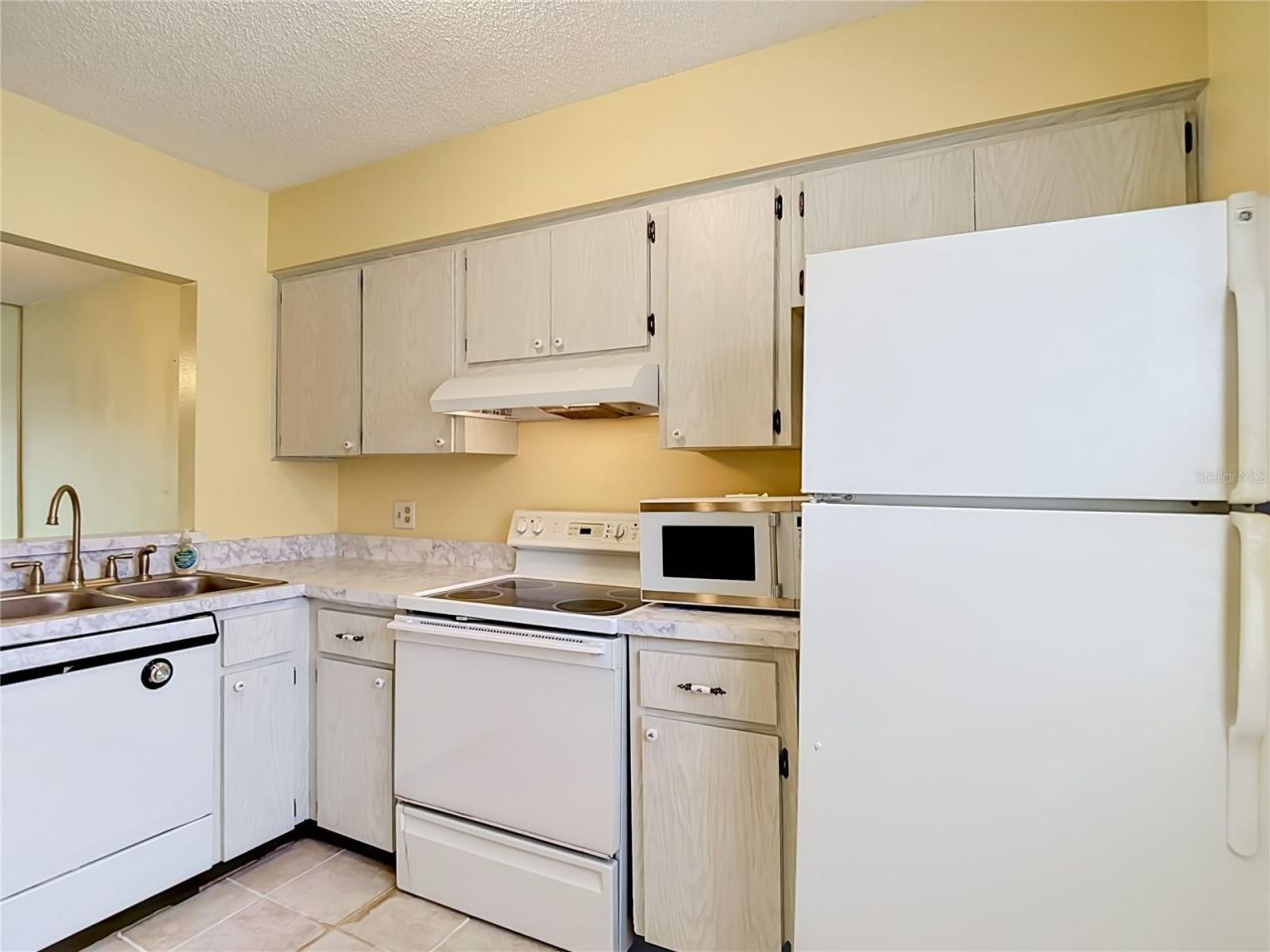 11132 Pembridge Court, Unit 6, Port Richey, FL 34668 Photo