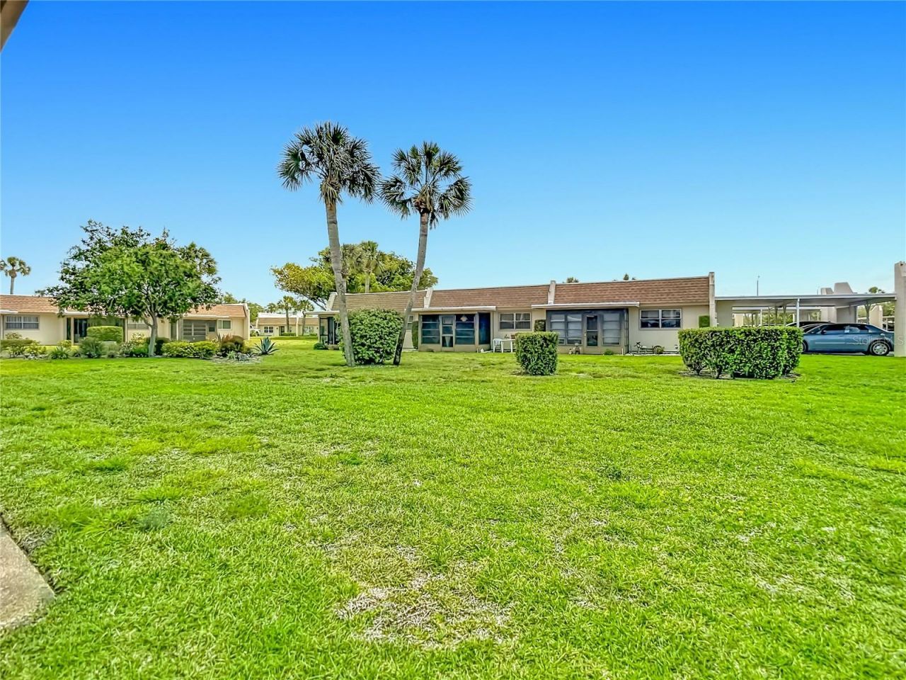 11132 Pembridge Court, Unit 6, Port Richey, FL 34668 Photo