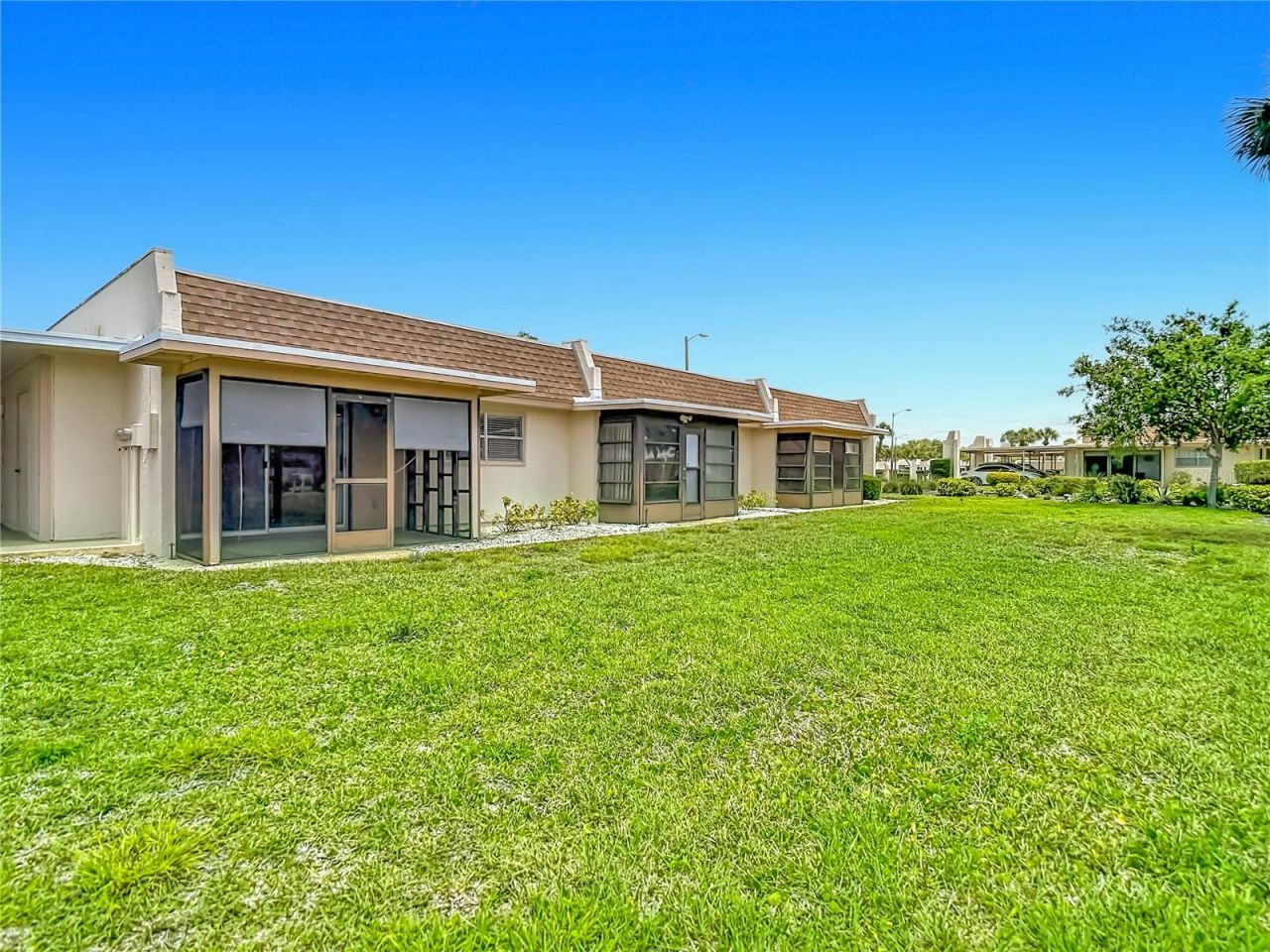 11132 Pembridge Court, Unit 6, Port Richey, FL 34668 Photo
