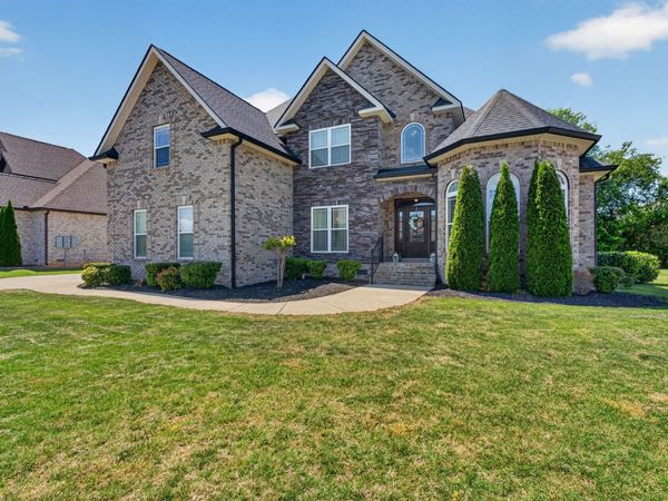 2918 Beaulah Dr , Murfreesboro, TN 37128