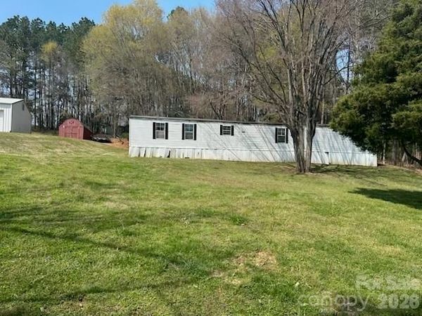 232 Shelby Road , Lawndale, NC 28090