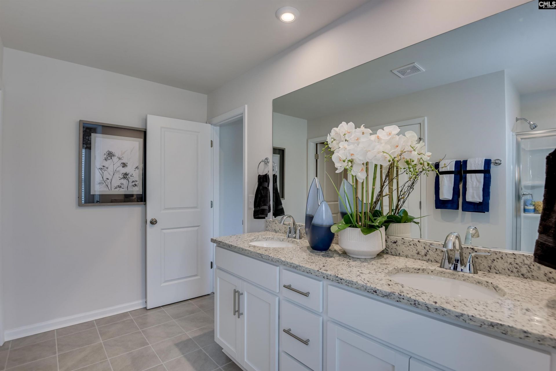 28 Spider Web Court  Photo 30