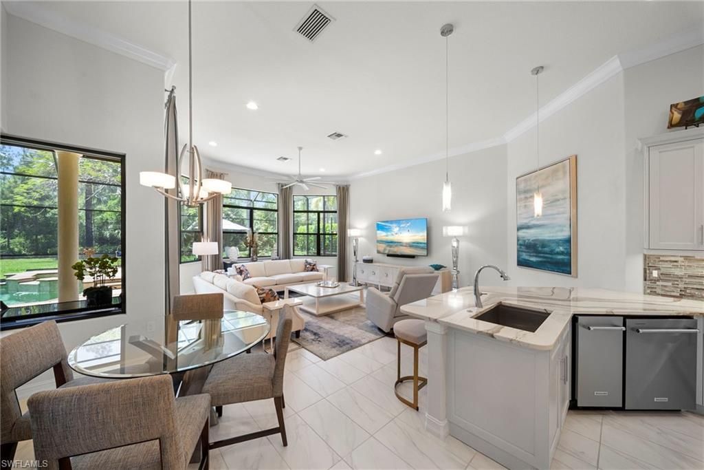 6449 Costa Cir , Naples, FL 34113 Photo
