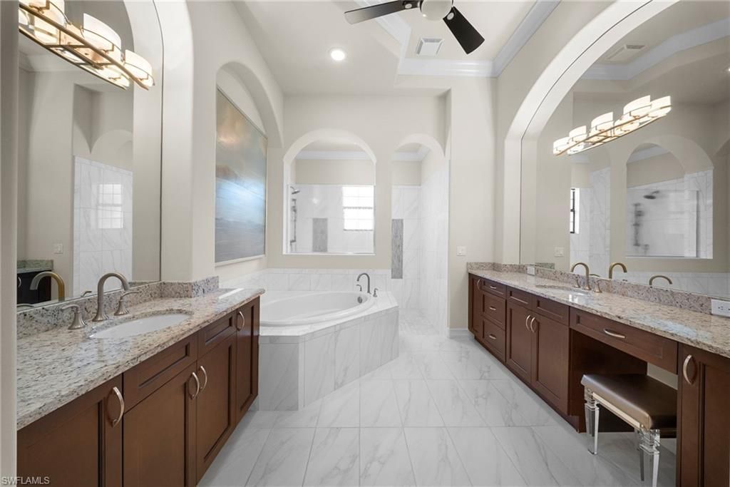 6449 Costa Cir , Naples, FL 34113 Photo