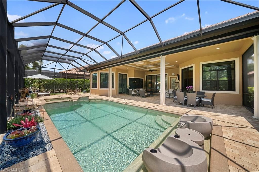 6449 Costa Cir , Naples, FL 34113 Photo