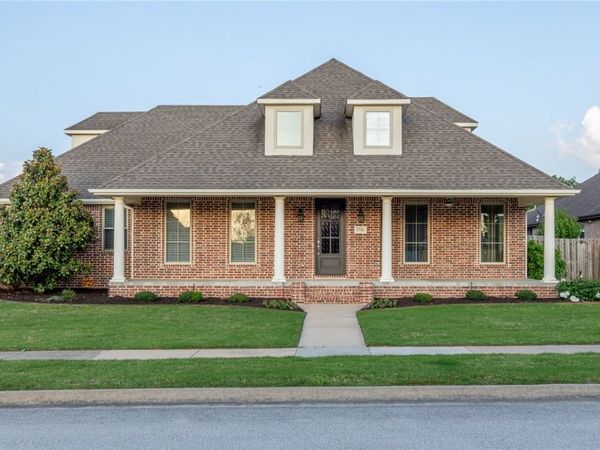 3751 E Spyglass Hill Drive , Fayetteville, AR 72701