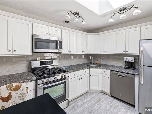 1150 River Road PHB, Unit PHB, EDGEWATER, NJ 07020
