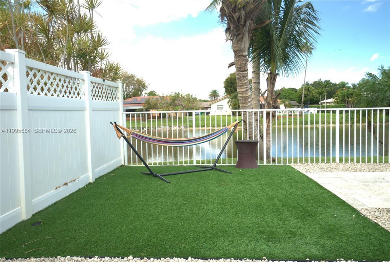 8253 NW 2nd Ct, Coral Springs, FL 33071 Photo