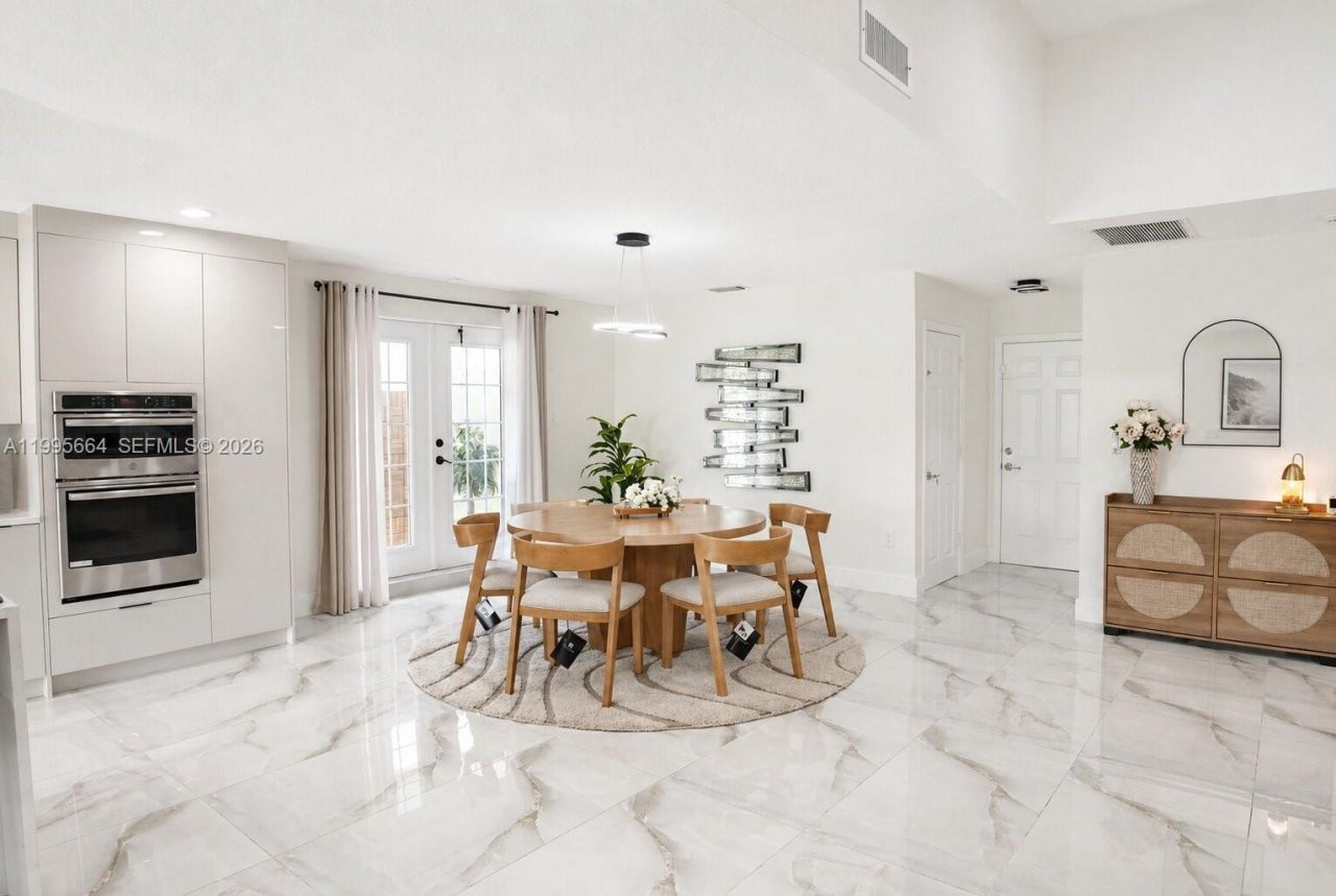 8253 NW 2nd Ct, Coral Springs, FL 33071 Photo