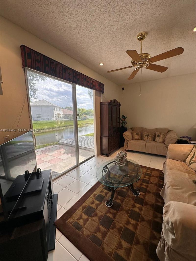 4852 NW 19th St, Coconut Creek, FL 33063 Photo