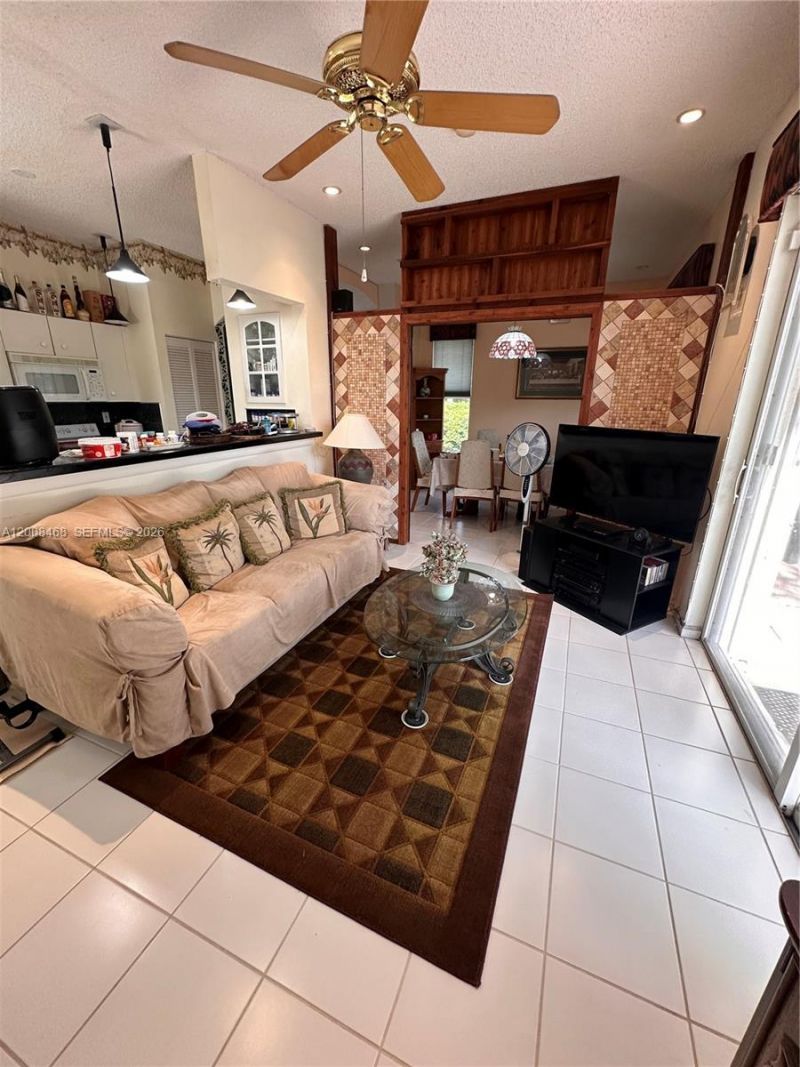 4852 NW 19th St, Coconut Creek, FL 33063 Photo