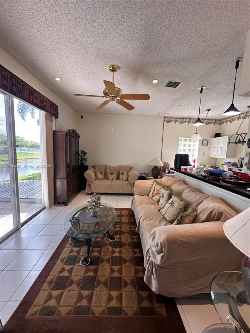 4852 NW 19th St, Coconut Creek, FL 33063 Photo