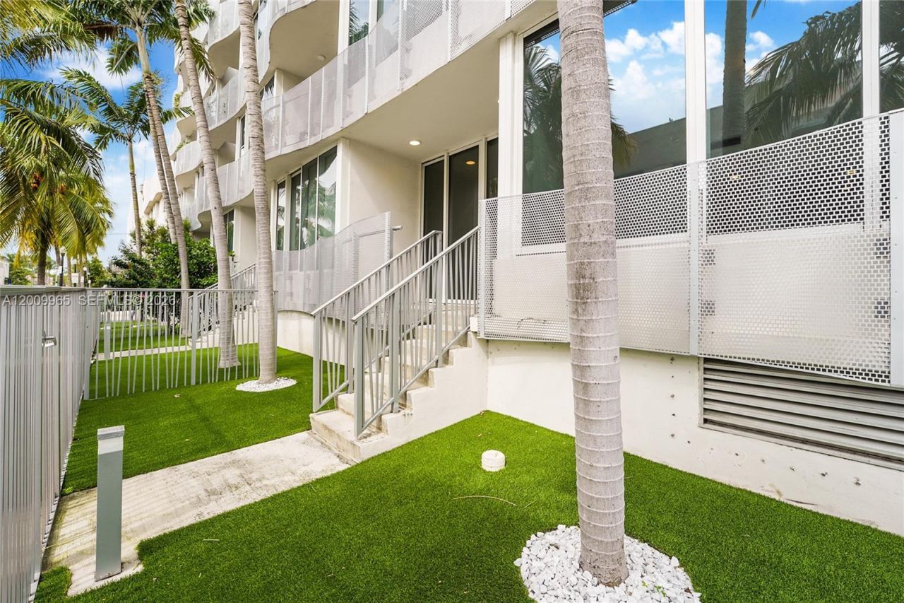 2100 Park Ave, Unit 108, Miami Beach, FL 33139 Photo