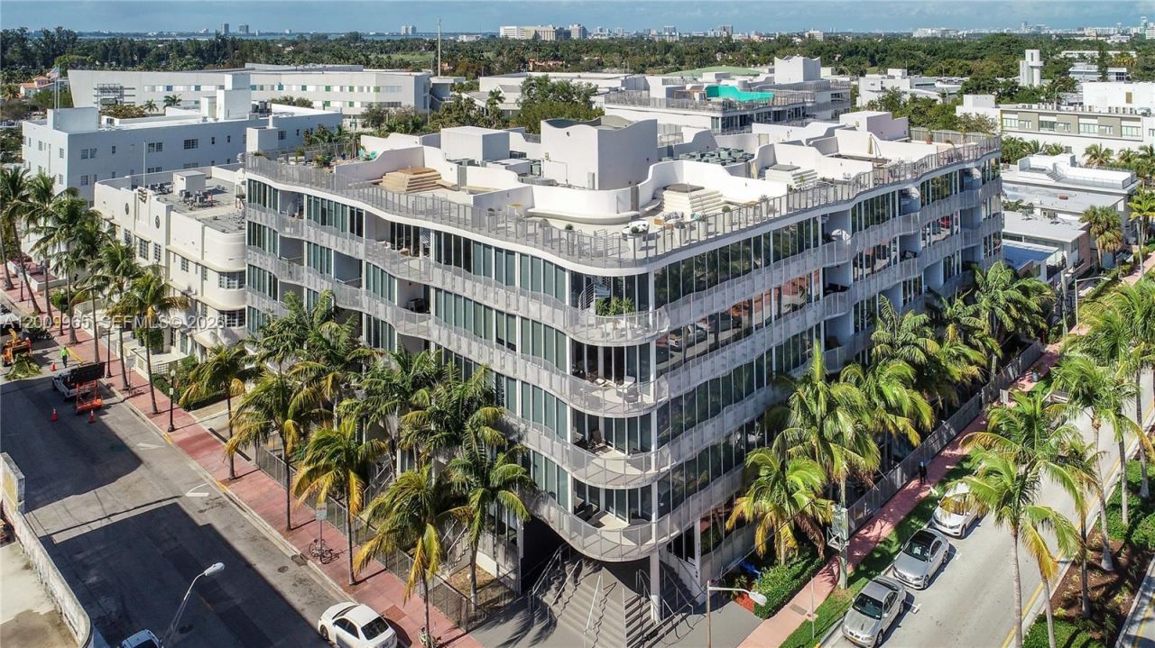 2100 Park Ave, Unit 108, Miami Beach, FL 33139 Photo