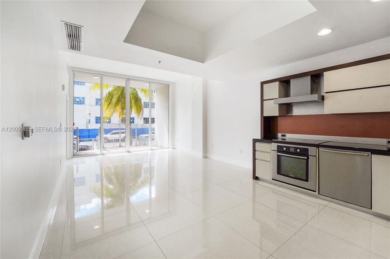 2100 Park Ave, Unit 108, Miami Beach, FL 33139 Photo