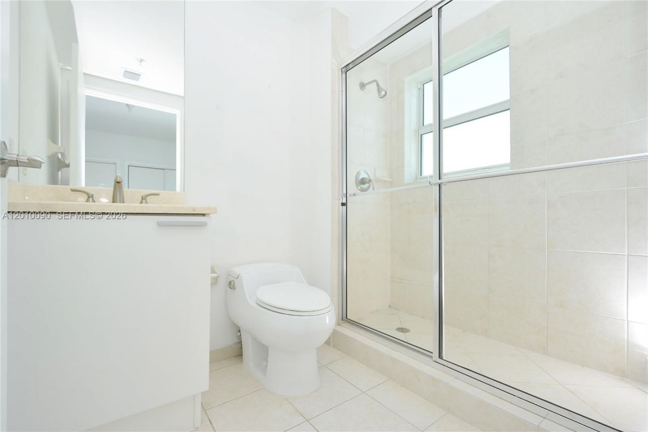 14951 Royal Oaks Ln , Unit 1609, North Miami, FL 33181 Photo