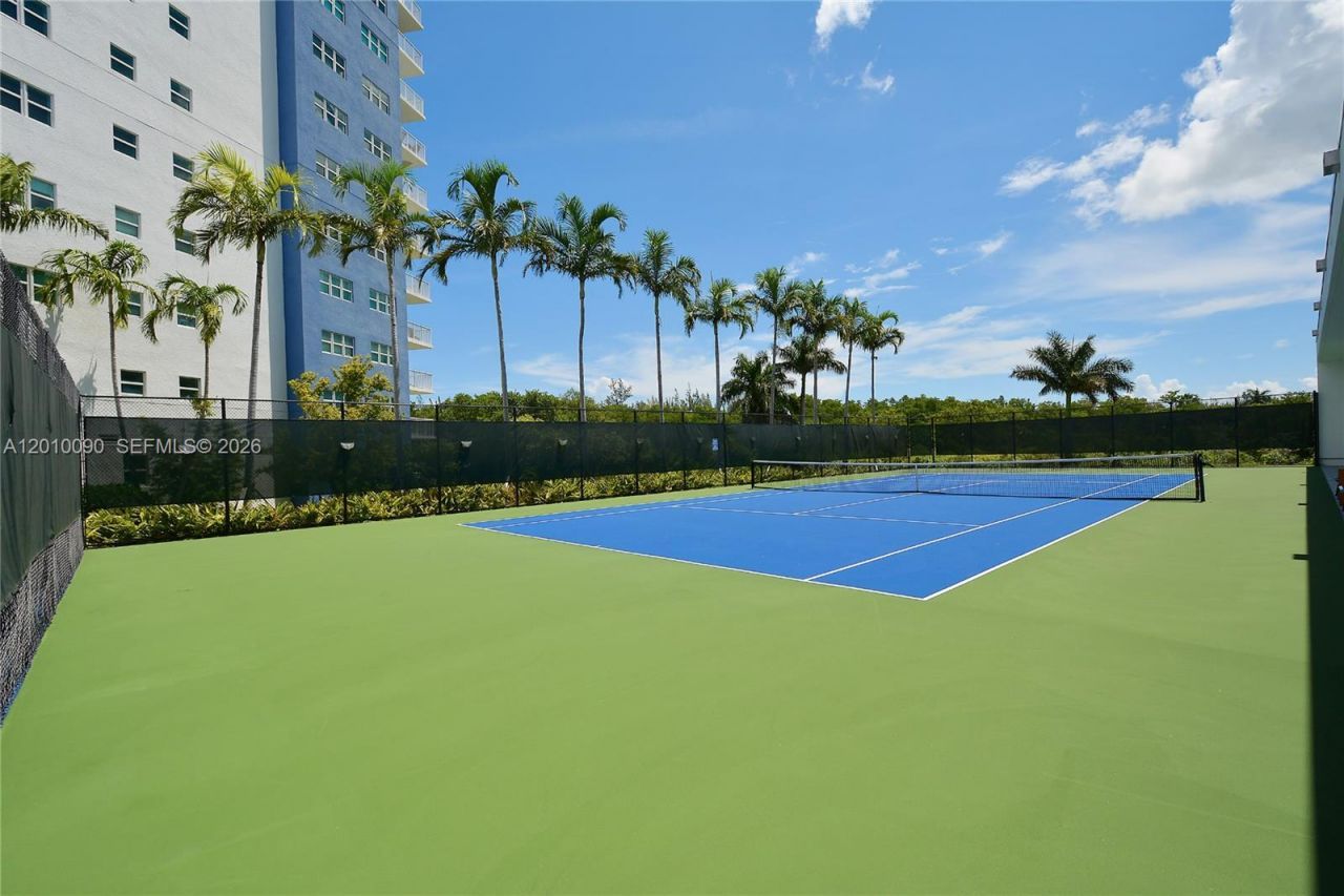 14951 Royal Oaks Ln , Unit 1609, North Miami, FL 33181 Photo