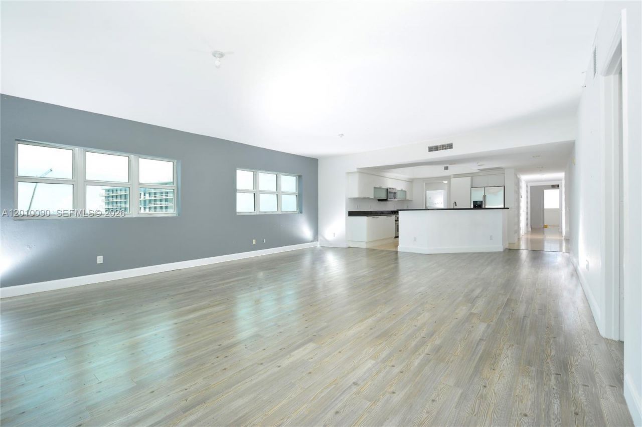14951 Royal Oaks Ln , Unit 1609, North Miami, FL 33181 Photo