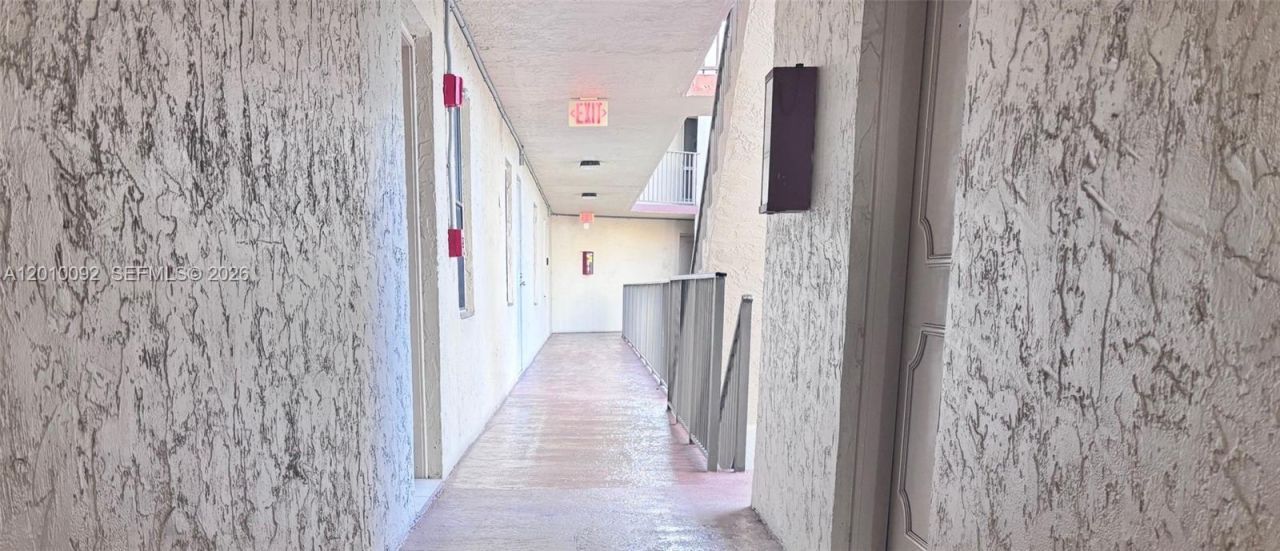 8050 W Mcnab Rd , Unit 212, Tamarac, FL 33321 Photo