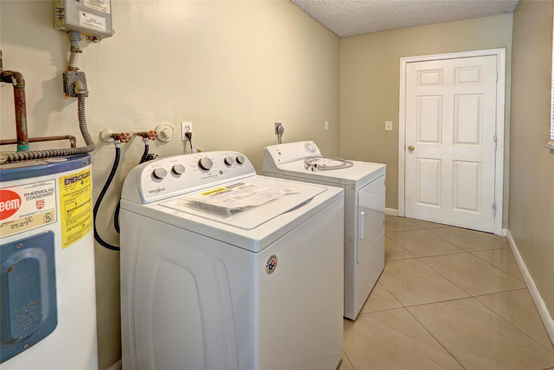8859 NW 3rd Court, Coral Springs, FL 33071 Photo