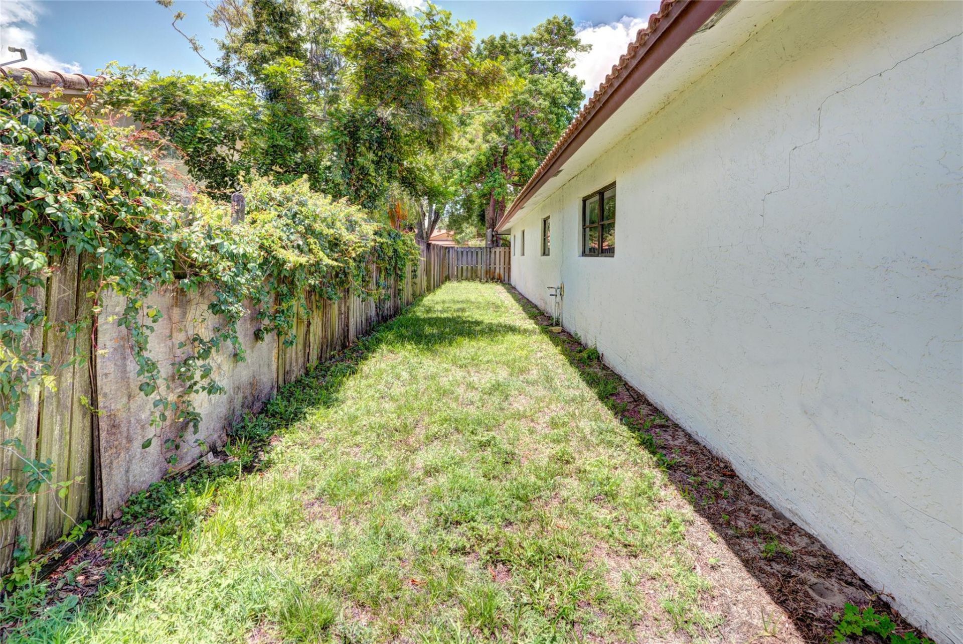 8859 NW 3rd Court, Coral Springs, FL 33071 Photo