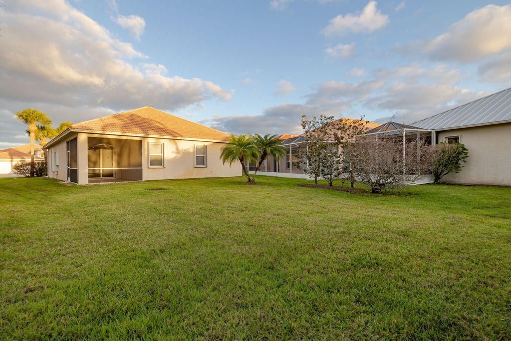 585 NW Lambrusco Drive, Port Saint Lucie, FL 34986 Photo