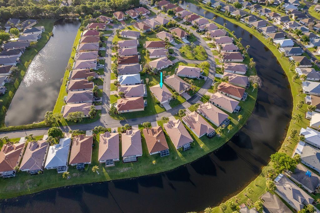 585 NW Lambrusco Drive, Port Saint Lucie, FL 34986 Photo