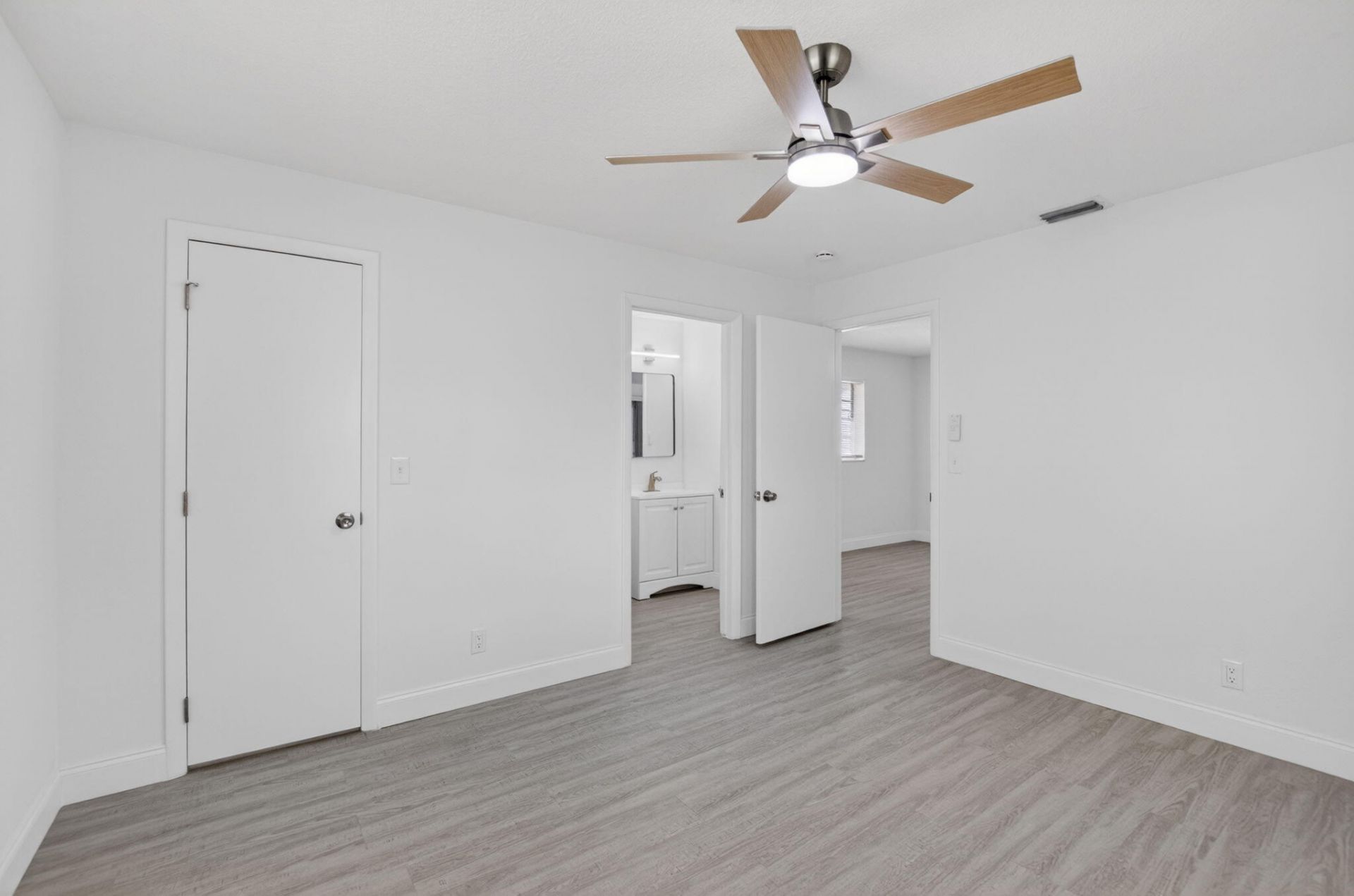 703 SW 18th Street, Boynton Beach, FL 33426 Photo