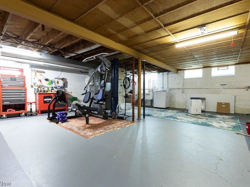 5180 Thornbury Road , Lyndhurst, OH 44124 Photo 28