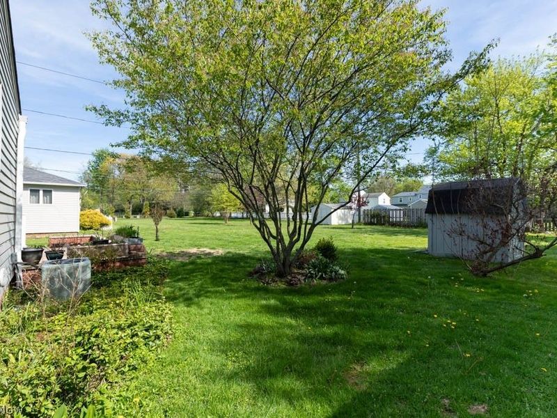 5180 Thornbury Road , Lyndhurst, OH 44124 Photo 34