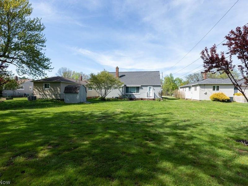 5180 Thornbury Road , Lyndhurst, OH 44124 Photo 37